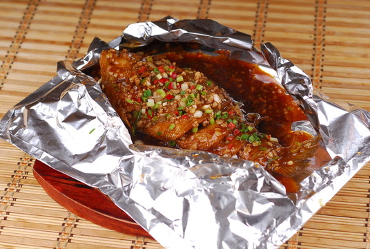 鐵板鯽魚