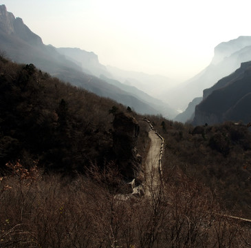 關(guān)山風(fēng)景區(qū)