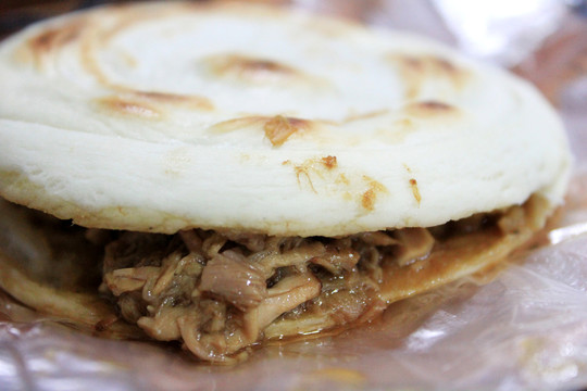 肉夾饃