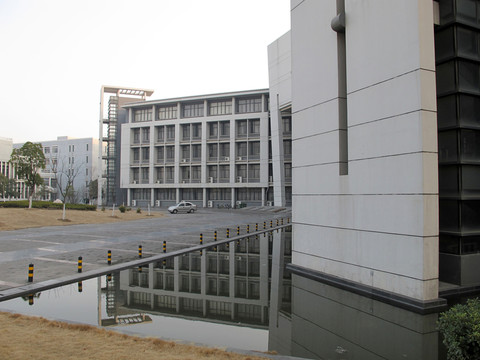 安大新區(qū)教學(xué)樓