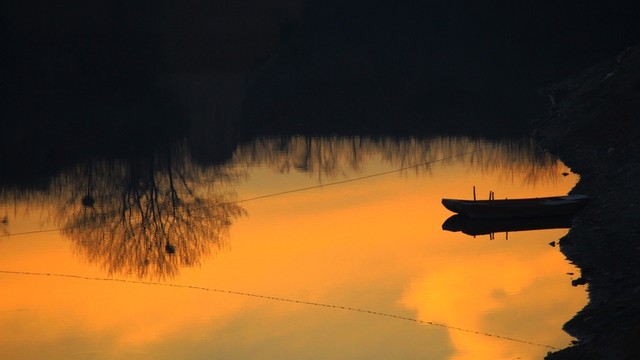魚塘晚景
