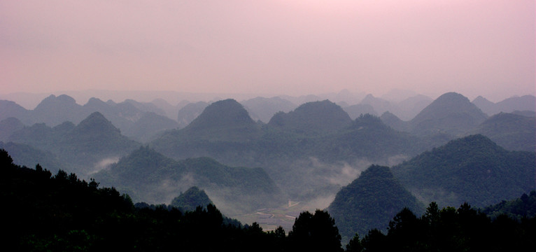 山巒