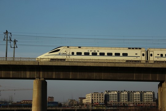 動(dòng)車(chē)