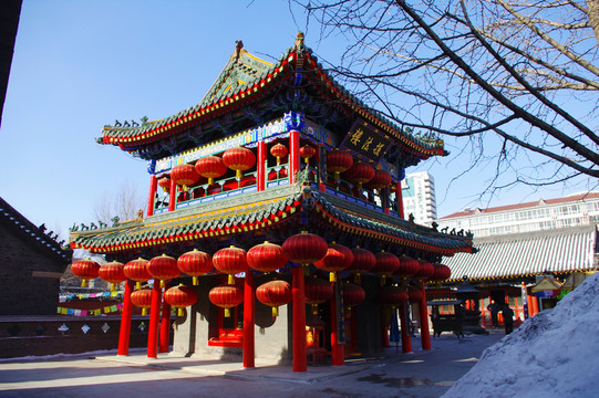 護(hù)法樓