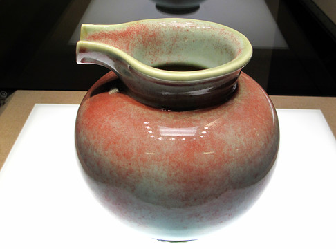 仿鈞窯匜式尊