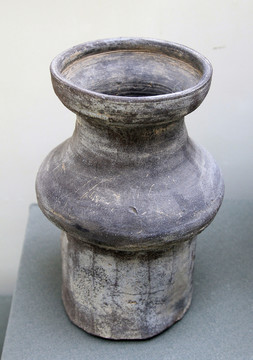 陶壺 魏晉