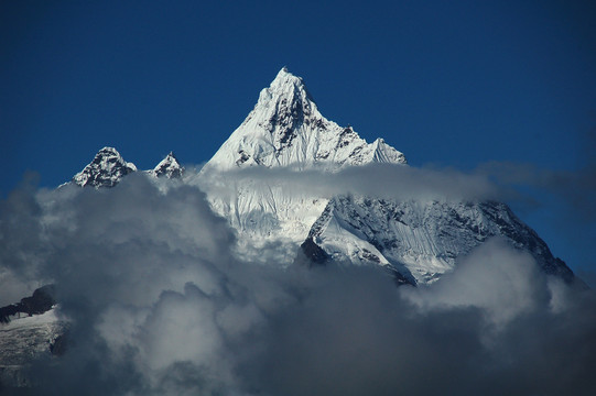 梅里雪山