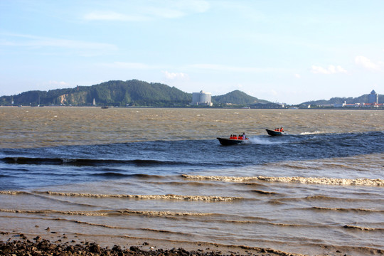 海邊 游艇 快艇