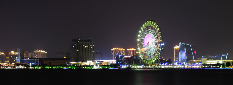 金雞湖邊