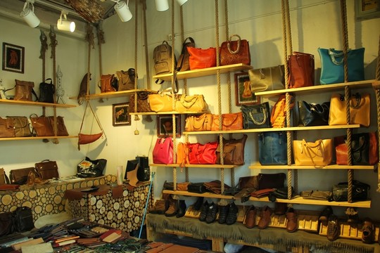 798藝術(shù)區(qū)   751工廠 建筑 時(shí)尚小店    皮具
