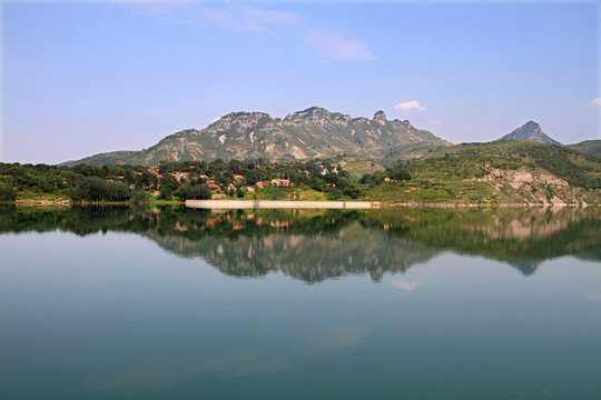 山清水秀