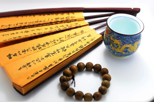 紙扇與茶水