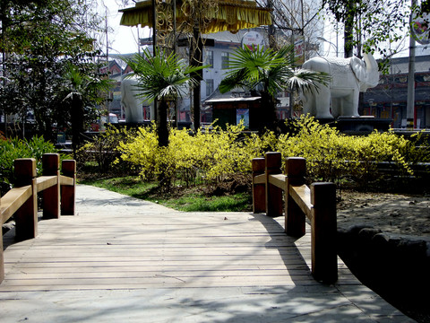園林 小橋