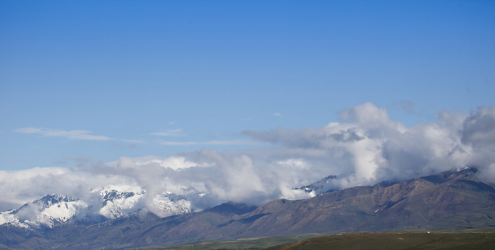 天山