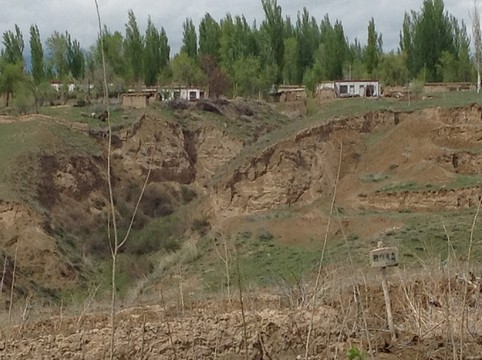 小山村