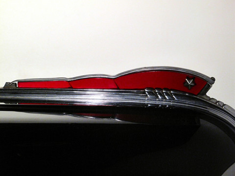 吉斯 牌轎車車標(biāo)