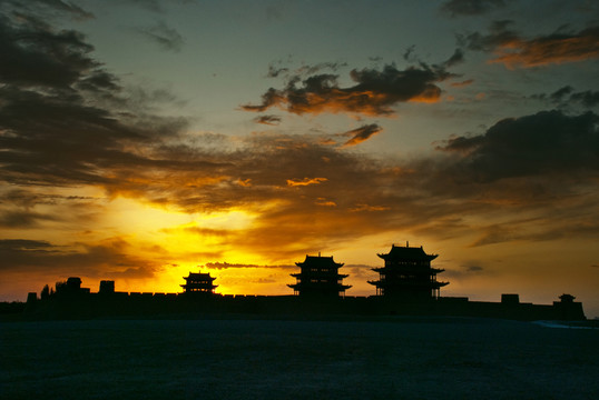 嘉峪關(guān)晨曦