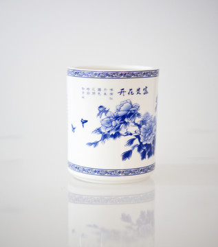 青花瓷筆筒