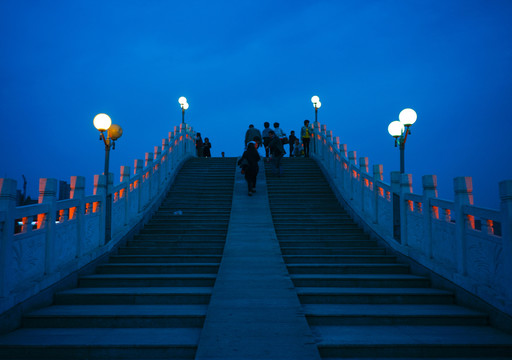 運(yùn)河夜景