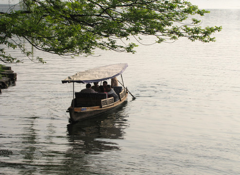 暢游西湖 西湖游船