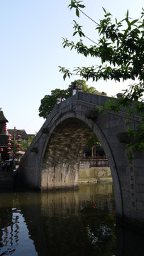 環(huán)秀橋
