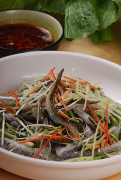 拌魚皮