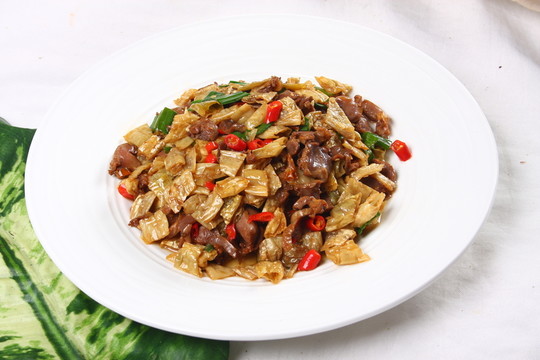 白辣椒炒雞雜
