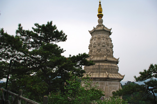舍利塔