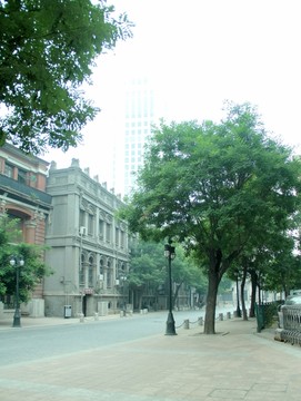 天津地標(biāo)建筑 海河邊建筑