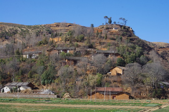 山村