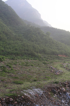 沖刷過的山谷
