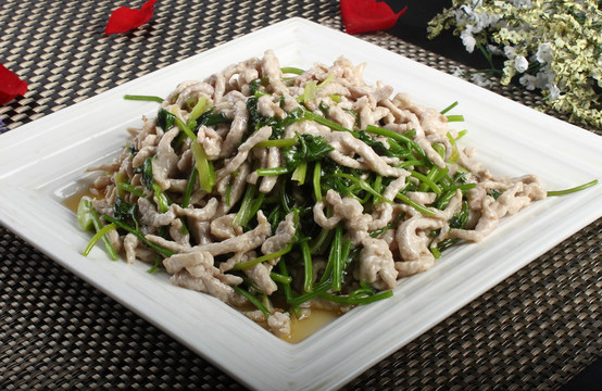 肉絲燒菠菜