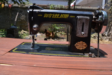 縫紉機(jī)