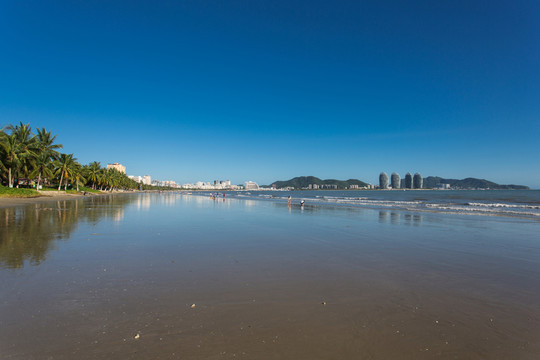 海南三亞灣