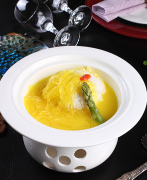 魚翅撈飯