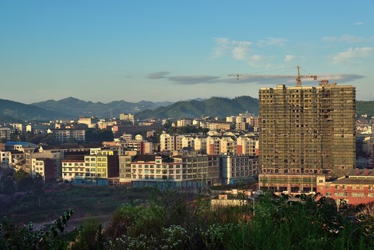 小城建設(shè)