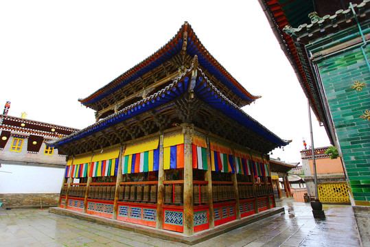 青海西寧塔爾寺寺廟建筑