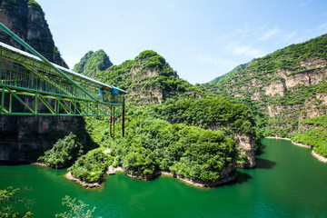 蹦極跳臺