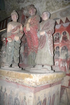 濟(jì)南千佛山萬(wàn)佛洞佛像 菩薩