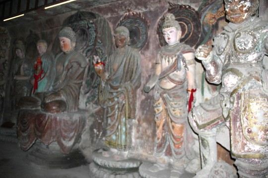 濟(jì)南千佛山萬佛洞佛像 菩薩