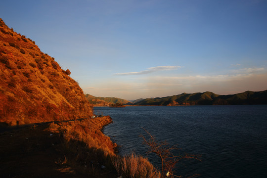 冬日瀘沽湖