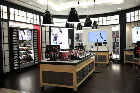 化妝品店