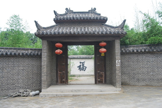 鐵道游擊隊(duì)影視城 門樓