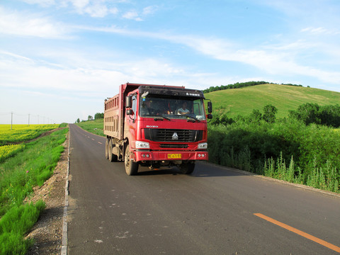大卡車