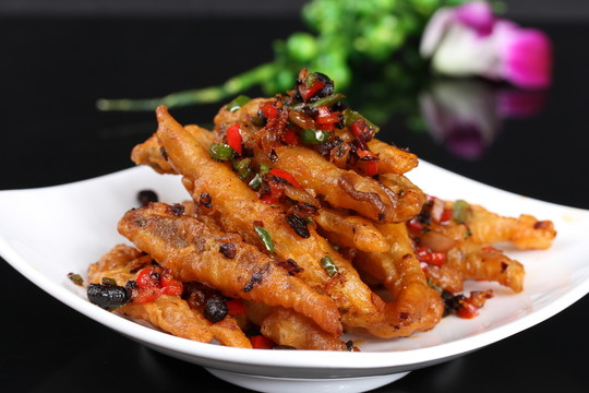 小河魚