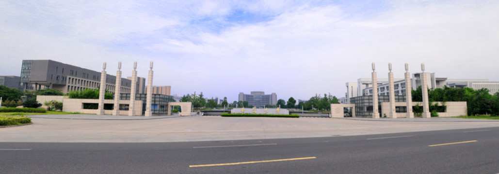 安徽大學(xué)大門 安大新區(qū)