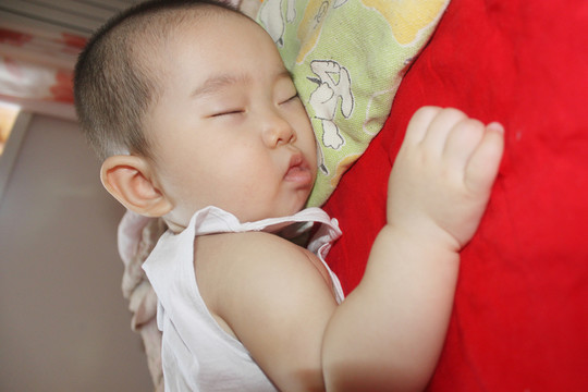 甜睡的嬰兒