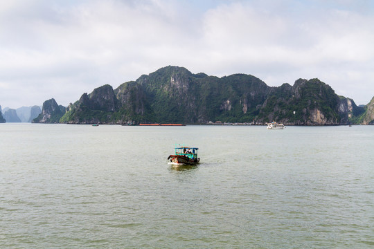 越南下龍灣 海上桂林 快艇