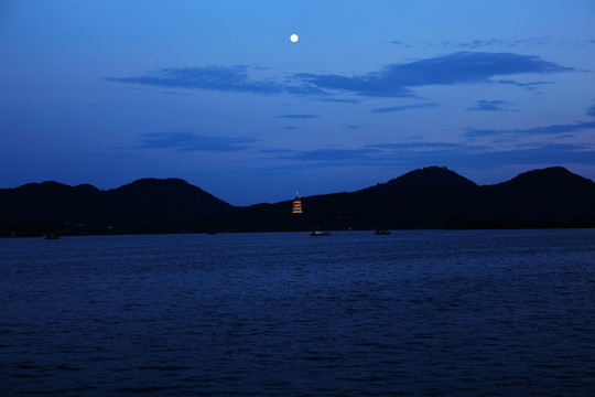 西湖夜色