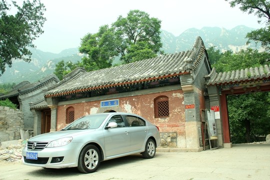 鳳凰嶺景區(qū)石山